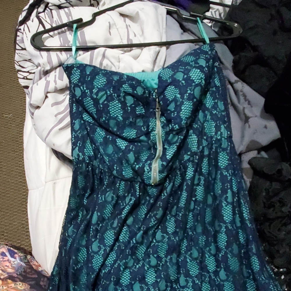 Strapless dress